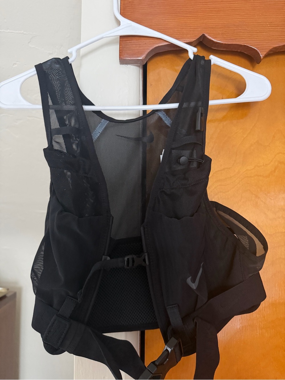 Nike Black Men's Running Hydration Vest Pack